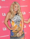 th_29913_celebrity_paradise.com_Jessica_Simpson_hot_36_122_222lo.jpg