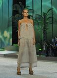 th_44111_Celebutopia-Heidi_Klum_during_rehearsals_for_the_Victoria8s_Secret_Fashion_Show-02_122_343lo.jpg