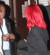 th_45185_RihannaoutandaboutinLosAngeles_03_122_402lo.jpg