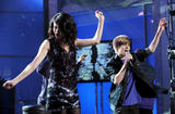 th_38616_selena_gomez_tikipeter_celebritycity_024_123_960lo.jpg